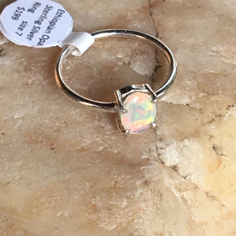 Ethiopian opal oval faceted 925 sterling ring 7 - Picture 4 of 12